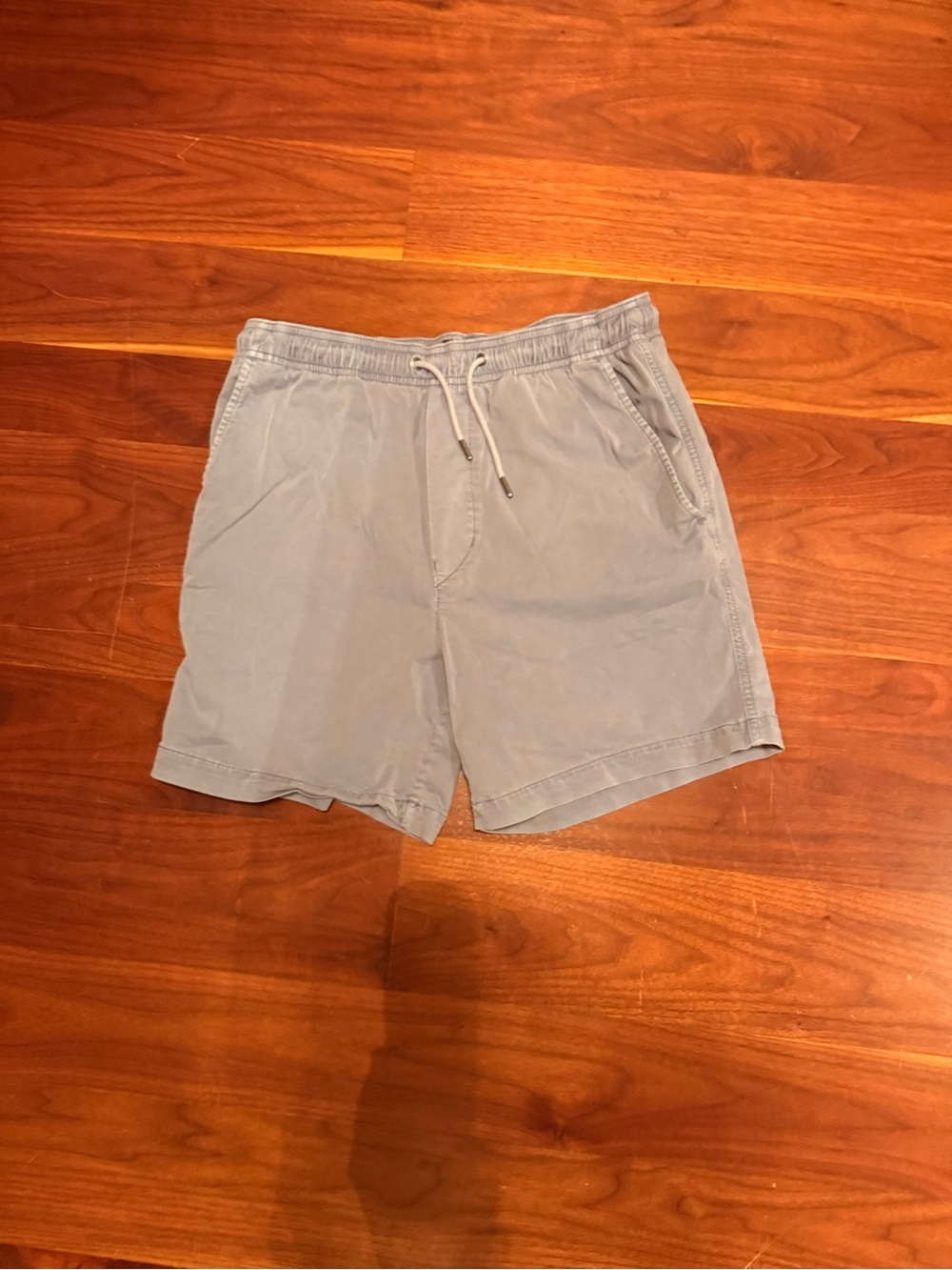 American Eagle Men’s Light Blue Pull-On Casual Shorts – Size Small